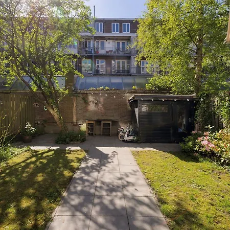 Charming In The Heart Of * 암스테르담