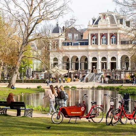 Charming In The Heart Of 아파트